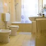 5 Minutes From The Seafront -apartment & Garden * أولبيا