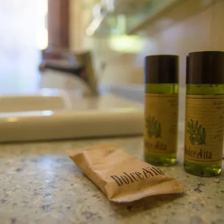 アパート 5 Minutes From The Seafront -apartment & Garden オルビア