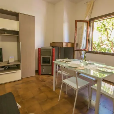 アパート 5 Minutes From The Seafront -apartment & Garden