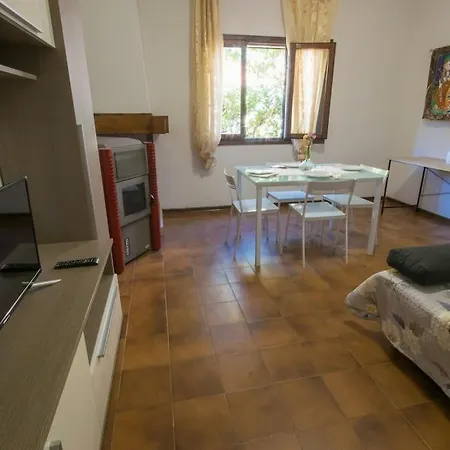 5 Minutes From The Seafront -apartment & Garden Appartement