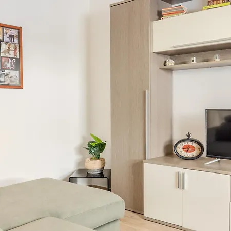 Appartement 5 Minutes From The Seafront -apartment & Garden *