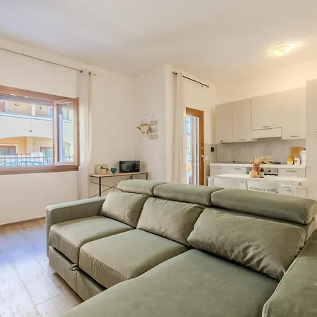 Appartement 5 Minutes From The Seafront -apartment & Garden Olbia