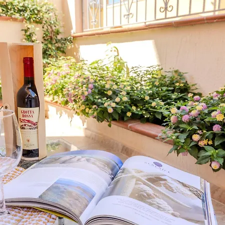 Appartement 5 Minutes From The Seafront -apartment & Garden