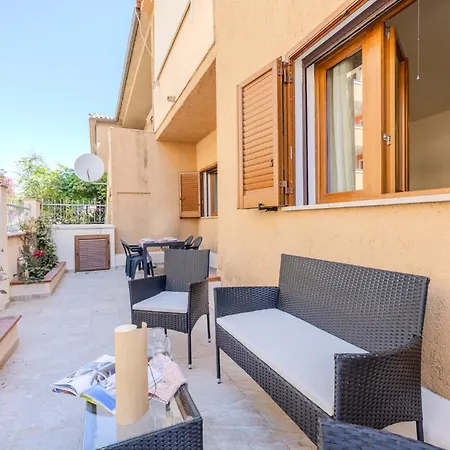 5 Minutes From The Seafront -apartment & Garden Appartement Olbia