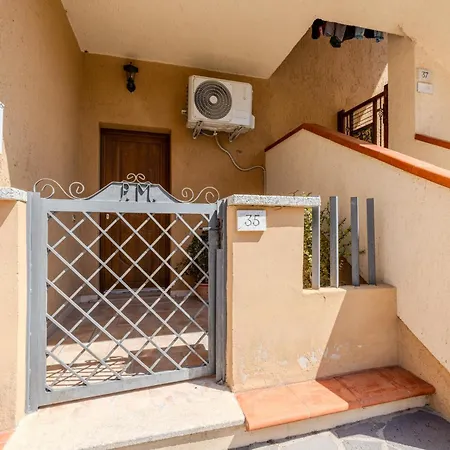 5 Minutes From The Seafront -apartment & Garden Appartement *