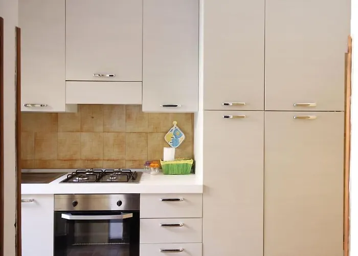 アパート 5 Minutes From The Seafront -apartment & Garden