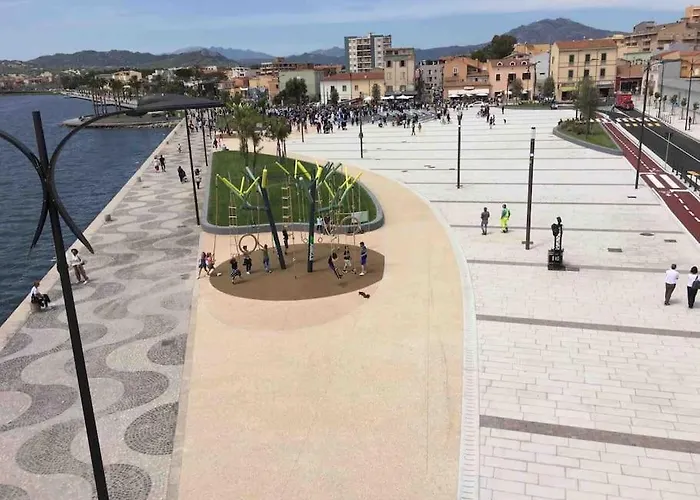 5 Minutes From The Seafront -apartment & Garden *