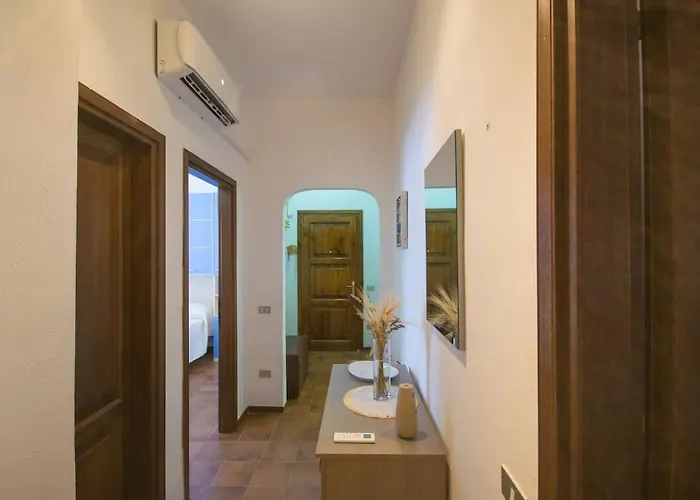 5 Minutes From The Seafront -apartment & Garden アパート オルビア